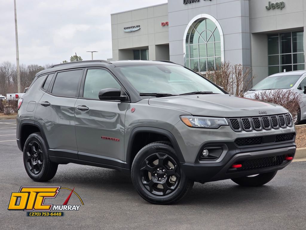 Used 2023 Jeep Compass Trailhawk w/ Trailhawk Convenience Group image 1