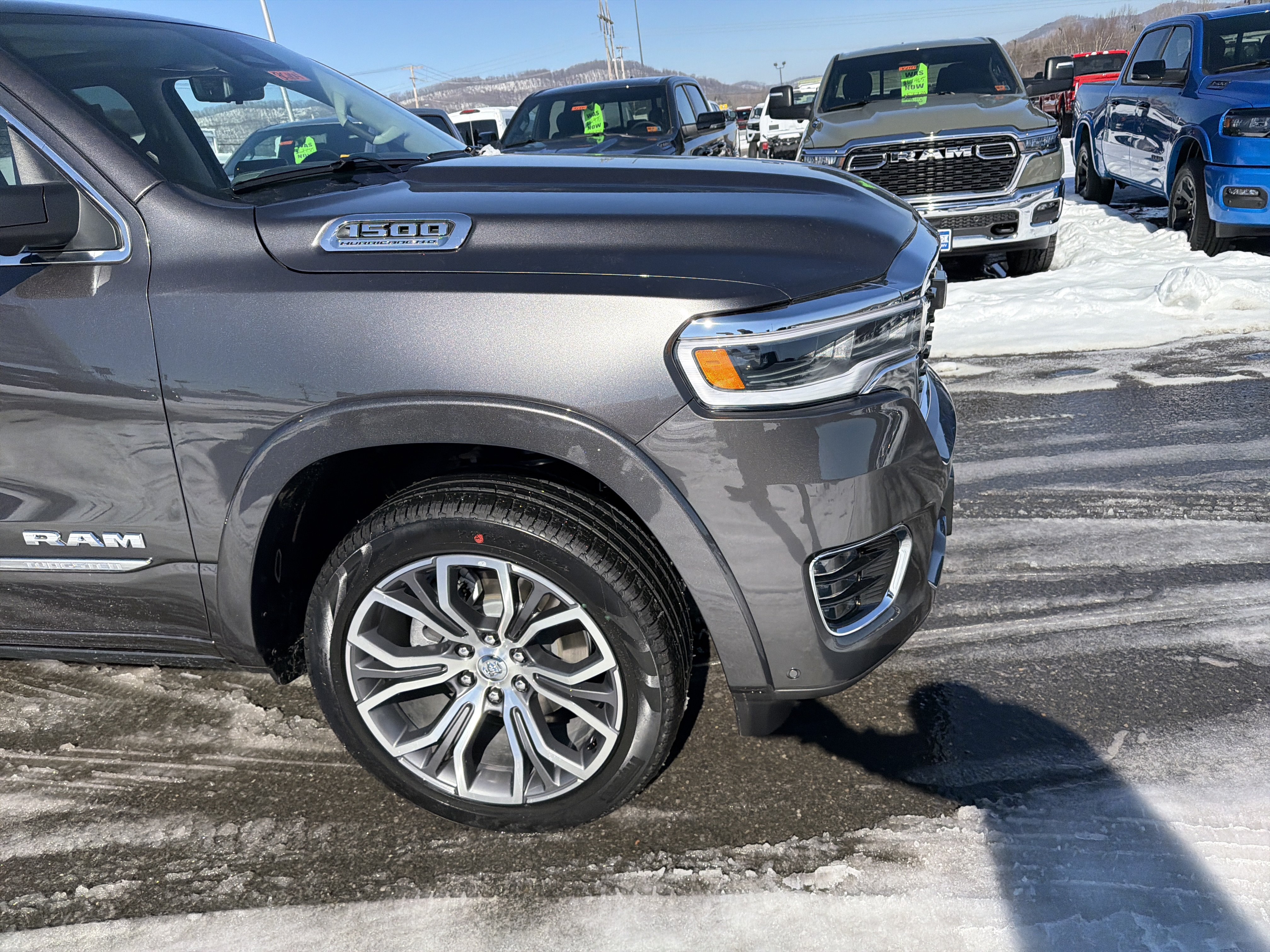 New 2026 RAM 1500 Tungsten w/ Trailer Tow Group AWD/4WD image 4
