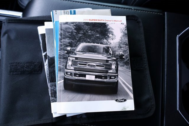 Used 2019 Ford F250 Lariat w/ Chrome Package image 39