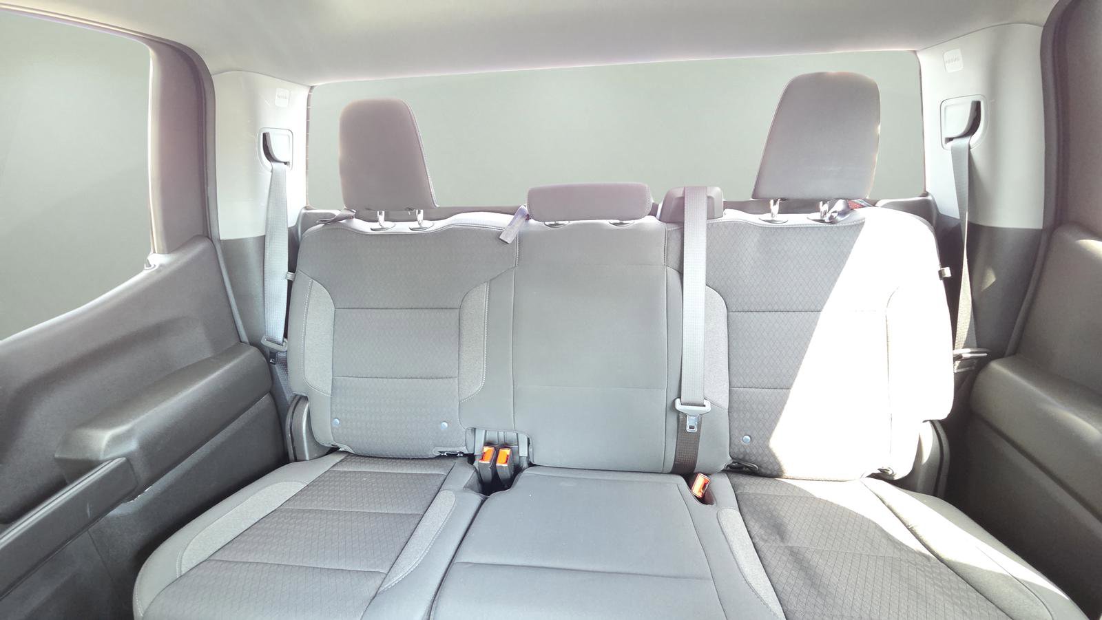 Used 2023 Chevrolet Silverado 1500 Custom image 13