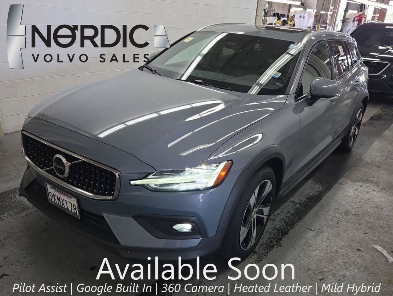 Used 2024 Volvo V60 B5 Cross Country Plus AWD/4WD image 1