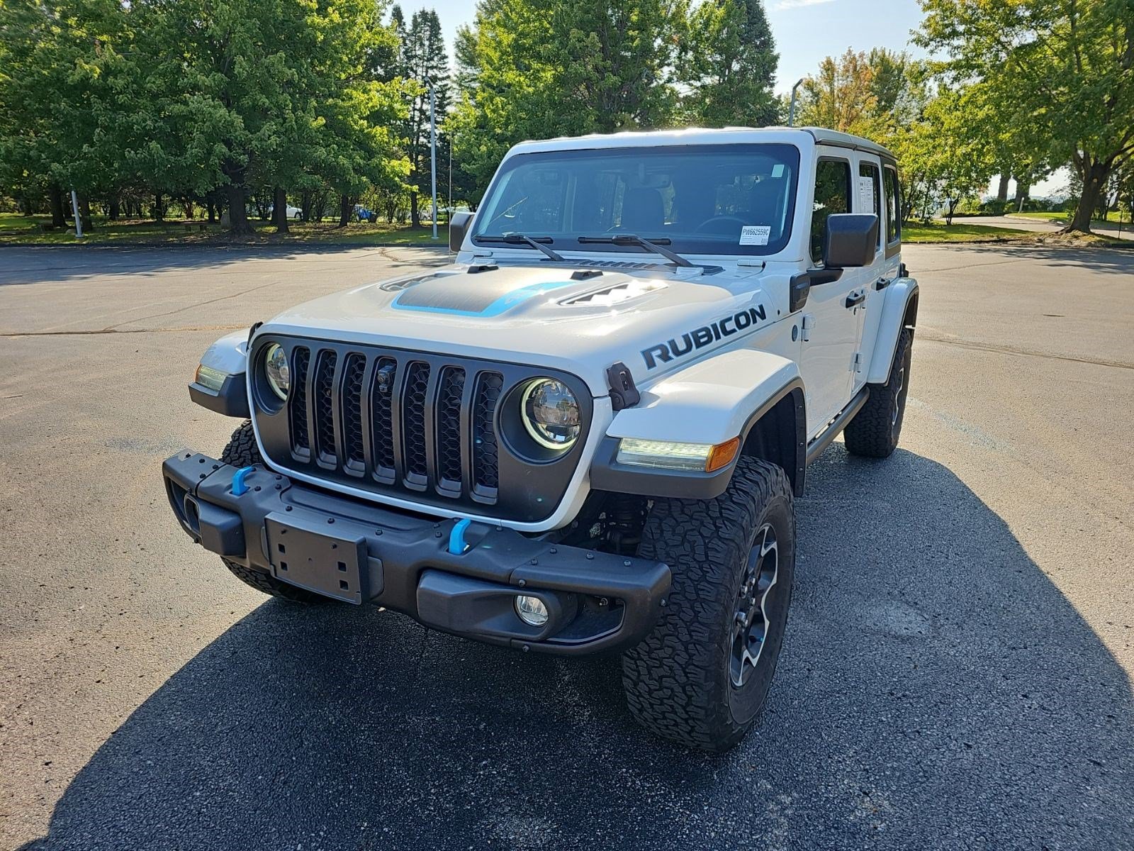 Used 2023 Jeep Wrangler Unlimited Rubicon 4xe w/ Steel Bumper Group AWD/4WD image 2