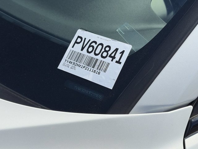 Certified 2023 Volvo XC40 B4 Ultimate w/ Climate Package FWD image 33