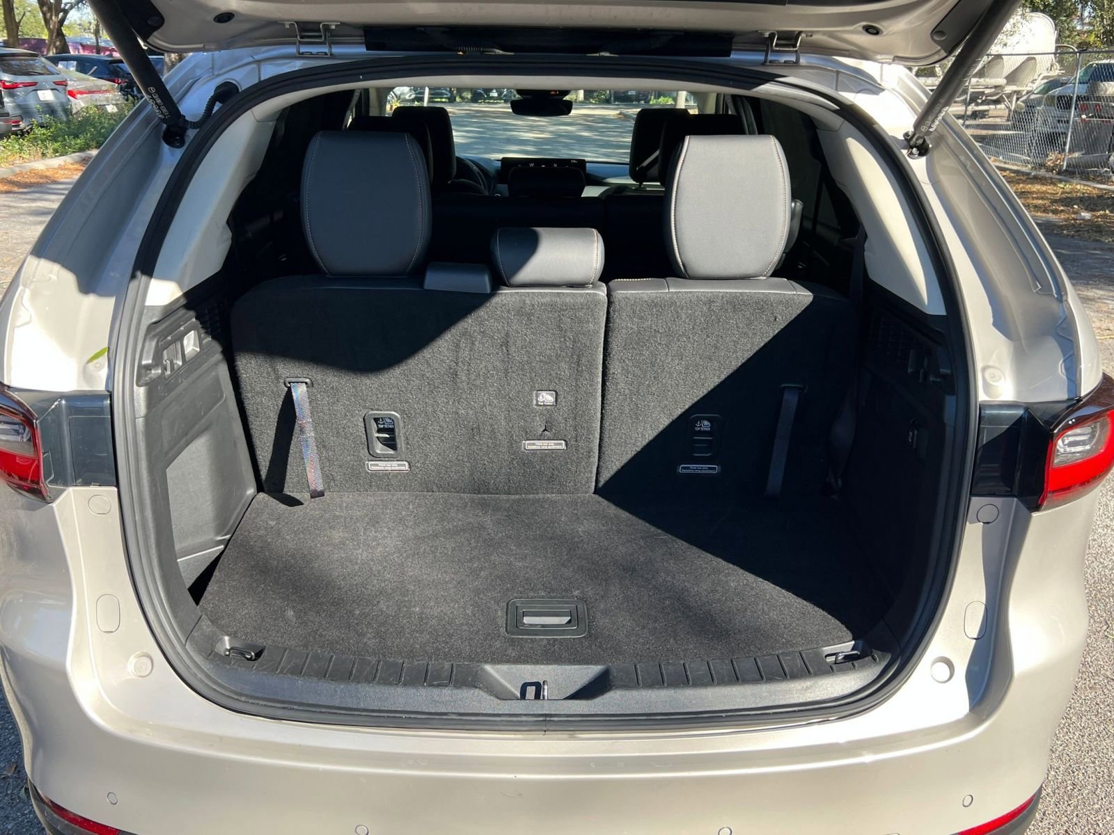 Used 2025 MAZDA CX-90 3.3 Turbo w/ Preferred Package image 39