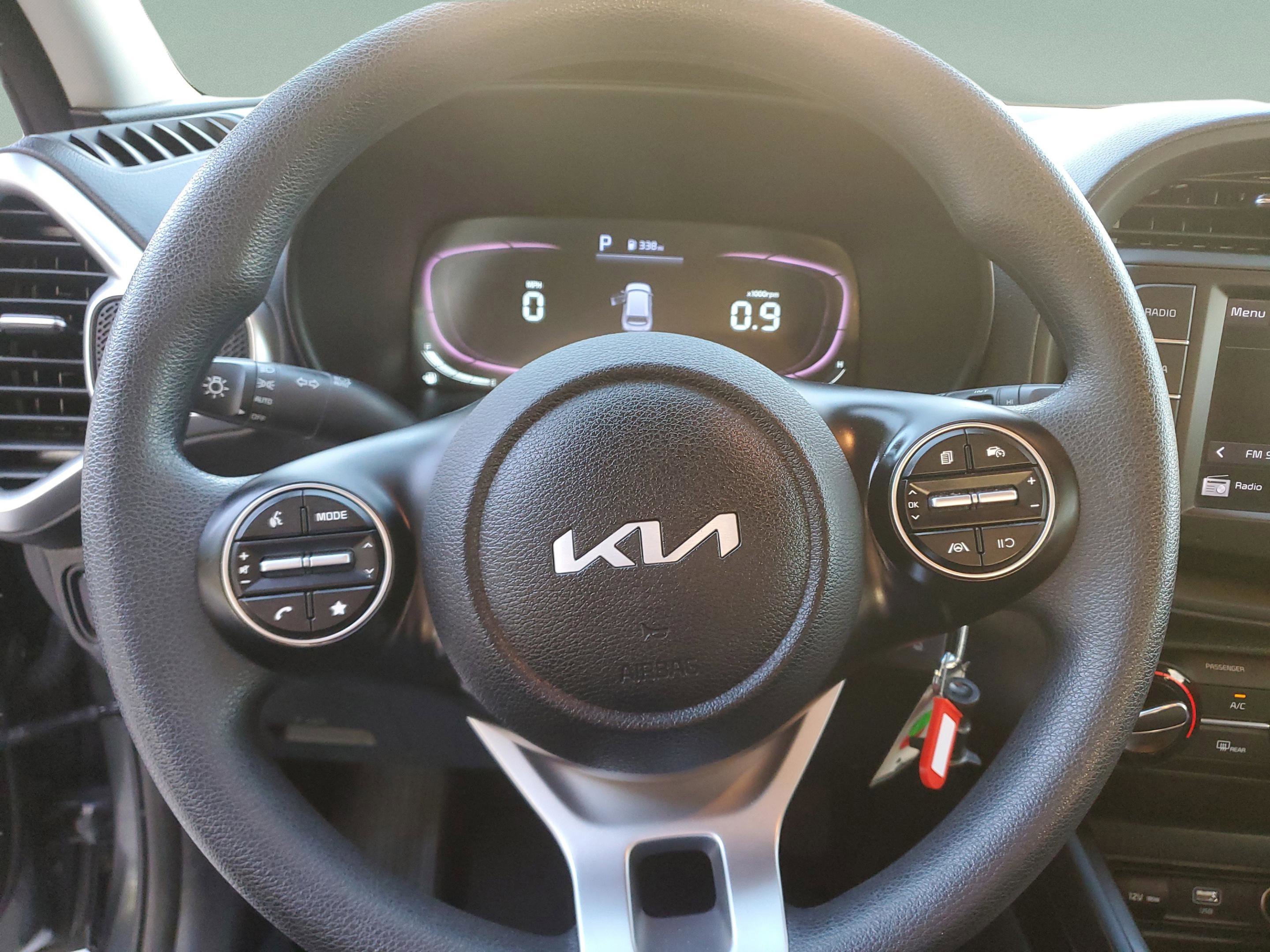 Used 2024 Kia Soul LX w/ Option Group 015 FWD image 16