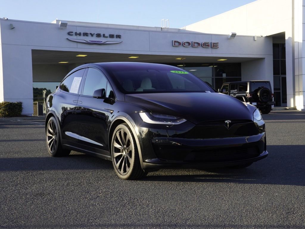 Used 2022 Tesla Model X Plaid video 2