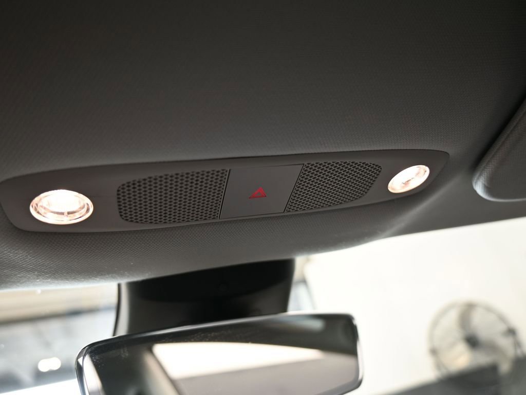 Used 2019 Tesla Model 3 Standard Range Plus image 26