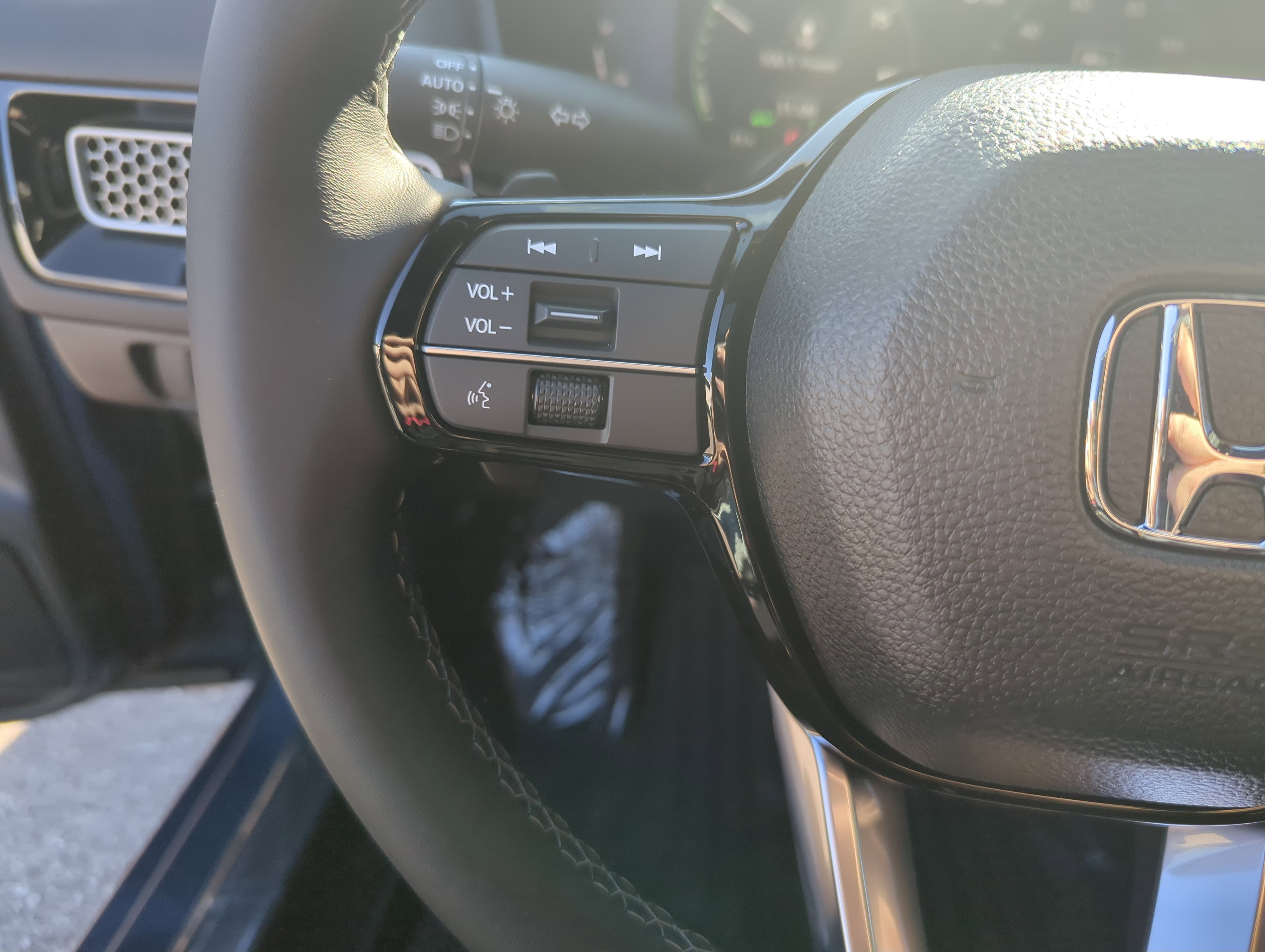 Certified 2026 Honda Civic Sport Touring image 24