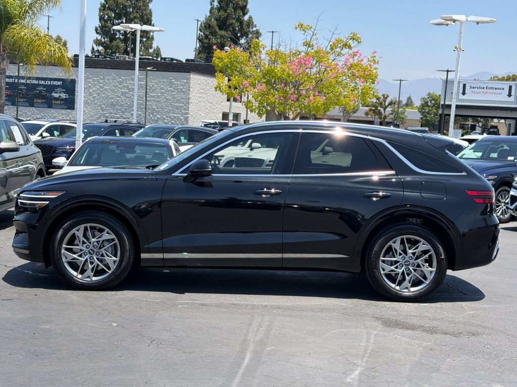 Used 2025 Genesis GV70 2.5T AWD/4WD image 8