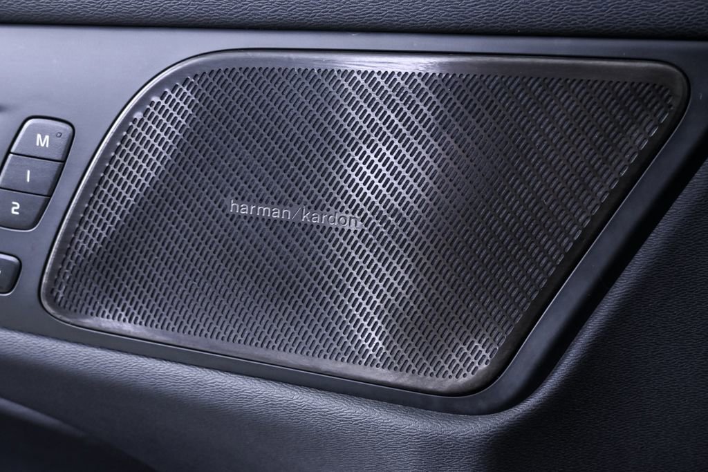 Certified 2024 Volvo V60 B5 Cross Country Ultimate image 9