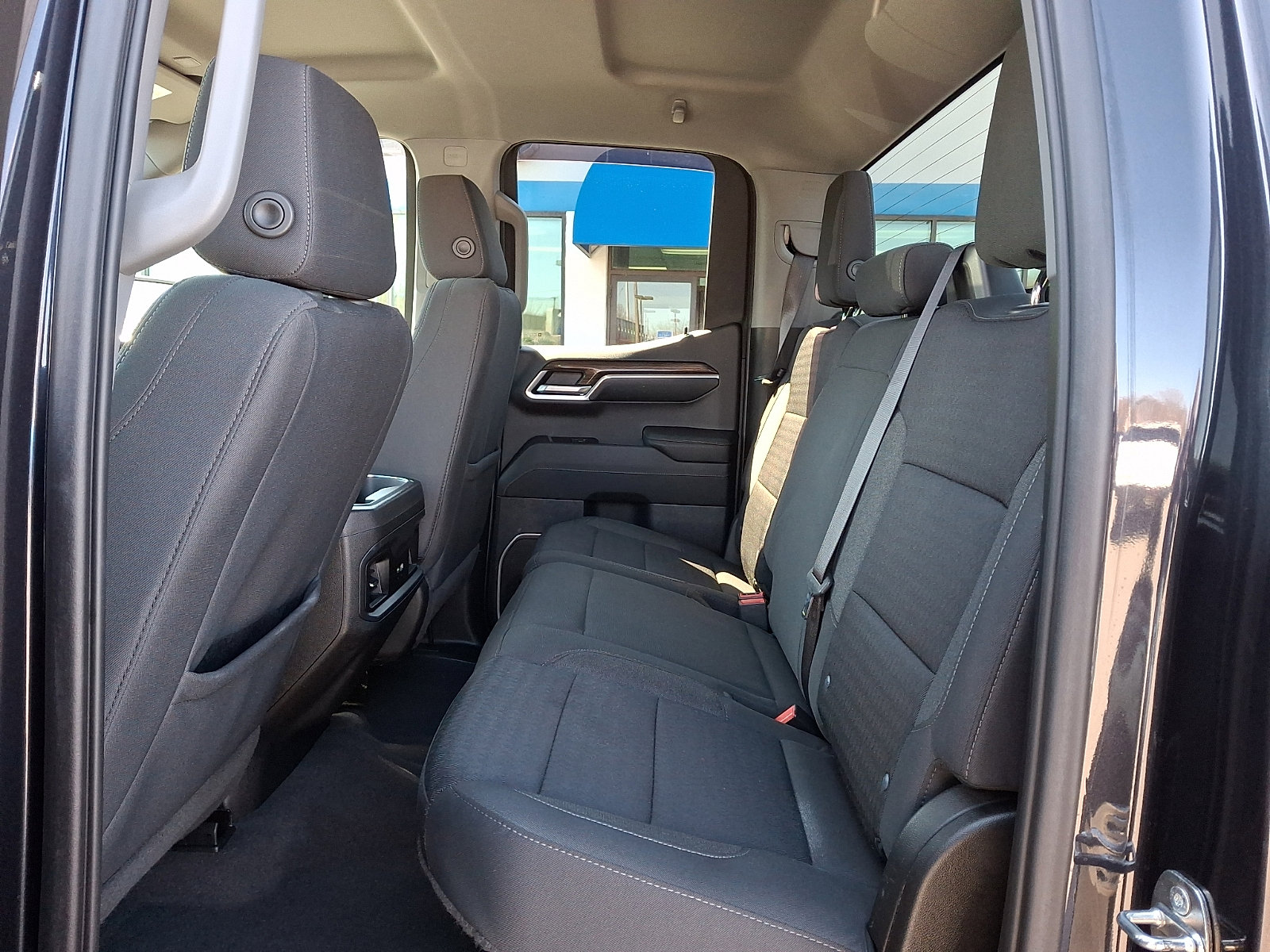 Used 2023 Chevrolet Silverado 1500 RST w/ Z71 Off-Road Package image 10