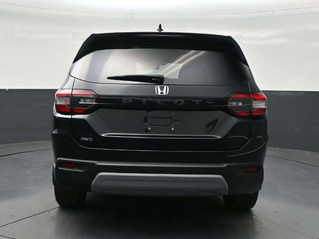 Used 2023 Honda Pilot EX-L image 4