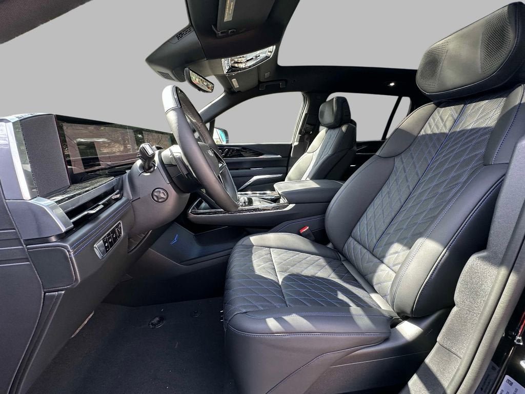 New 2025 Cadillac Escalade IQ Luxury 1 AWD/4WD image 2