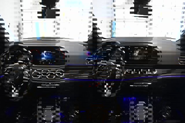 Used 2023 Mercedes-Benz GLE 350 4MATIC image 5