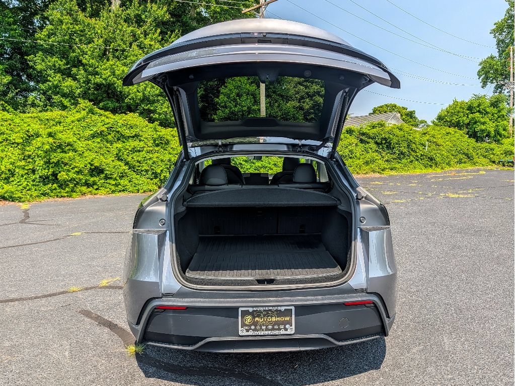 Used 2026 Tesla Model Y Long Range AWD/4WD image 7