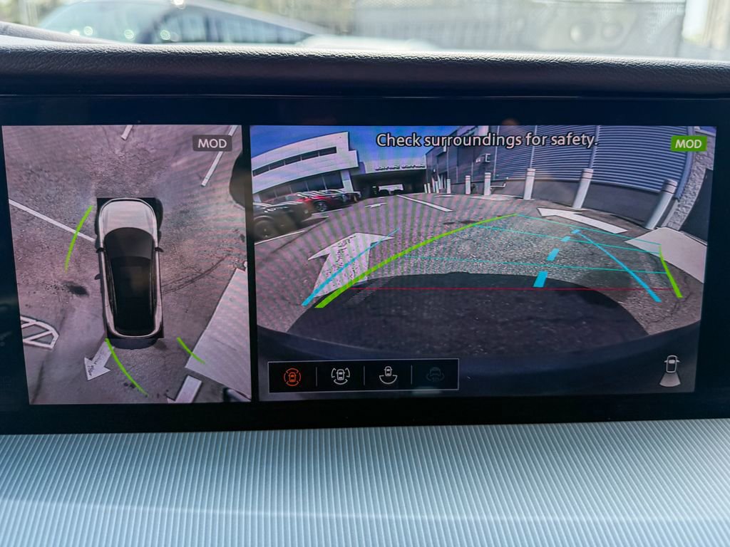 Certified 2025 Nissan Murano SL image 31