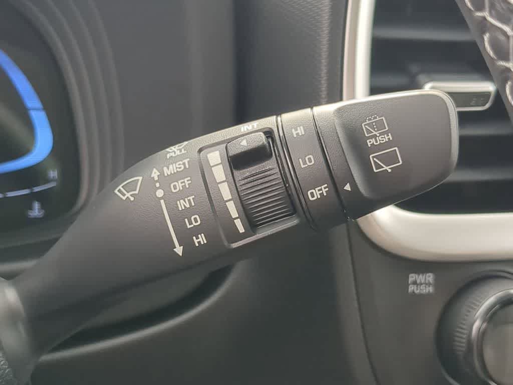 New 2026 Hyundai Venue SEL FWD image 27