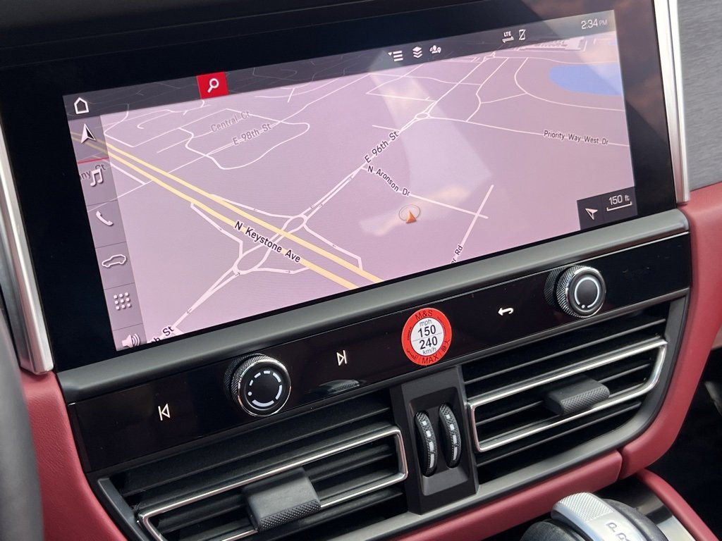 Used 2022 Porsche Macan GTS w/ Premium Package Plus image 27