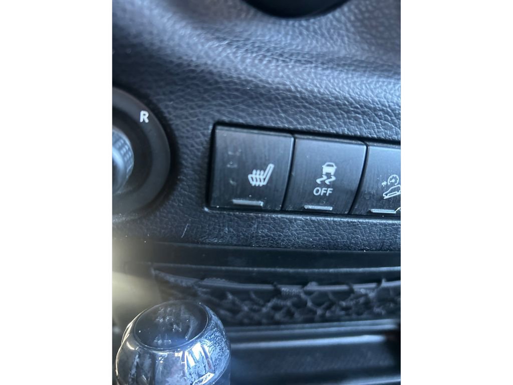 Used 2016 Jeep Wrangler Unlimited Rubicon AWD/4WD image 33