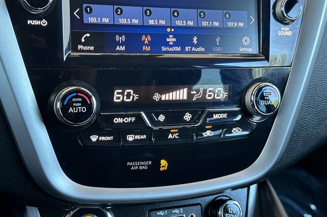 Used 2022 Nissan Murano SV w/ SV Midnight Edition Package FWD image 17