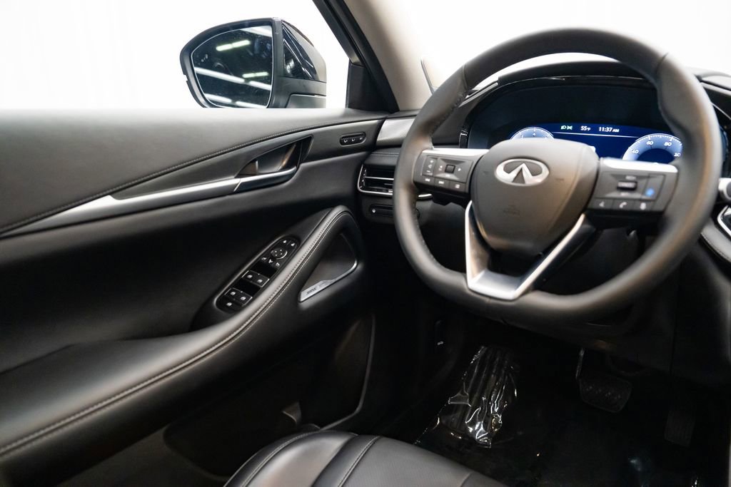 Used 2025 INFINITI QX60 Luxe image 12