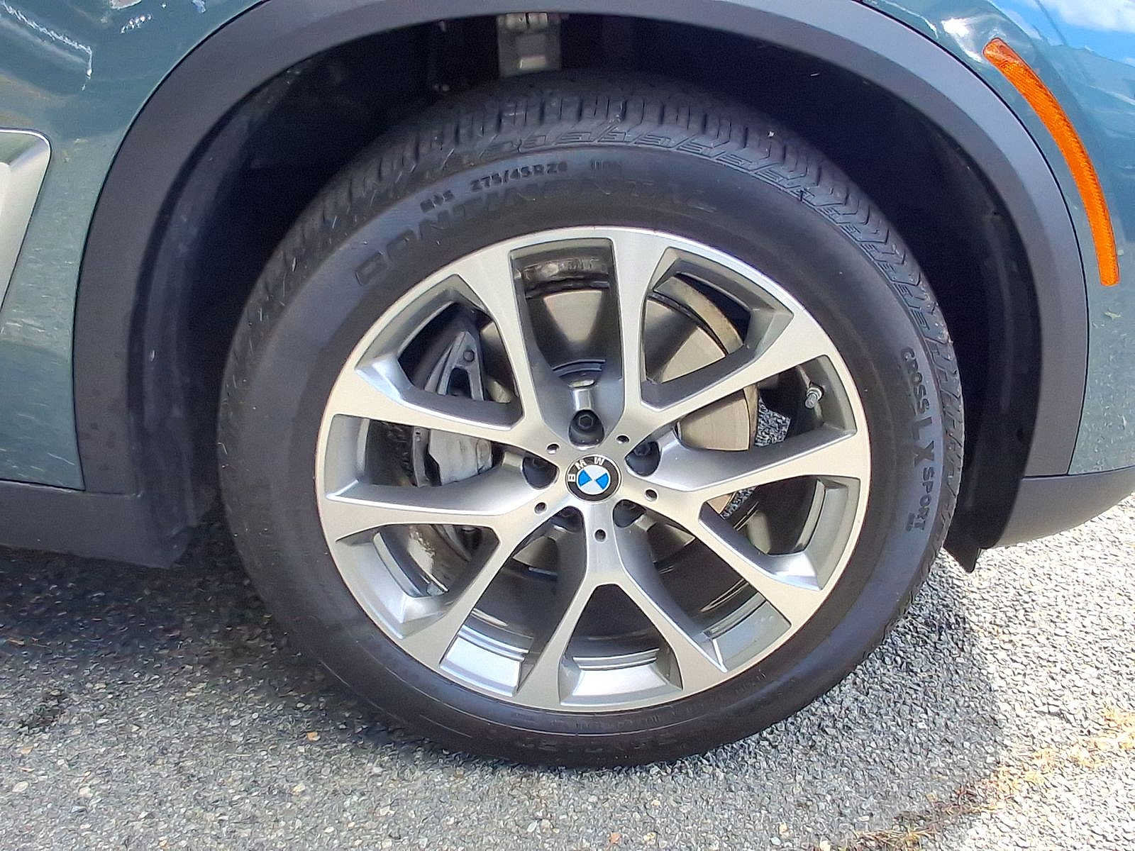 Used 2024 BMW X5 xDrive40i w/ Premium Package AWD/4WD image 33
