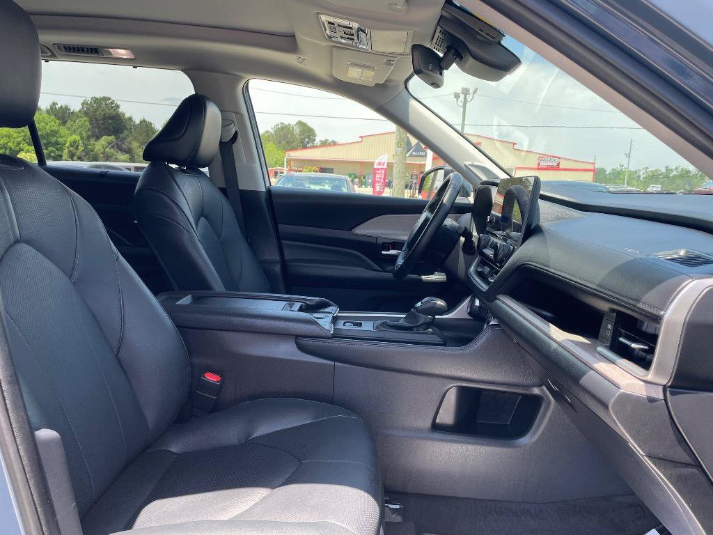 Used 2024 Toyota Grand Highlander Limited image 15