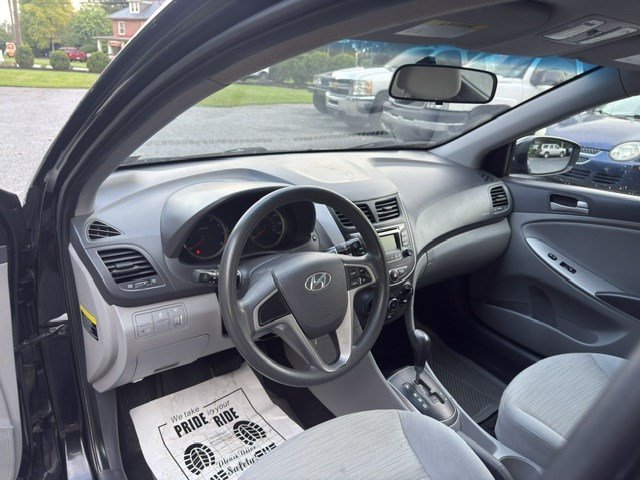 Used 2017 Hyundai Accent SE FWD image 7