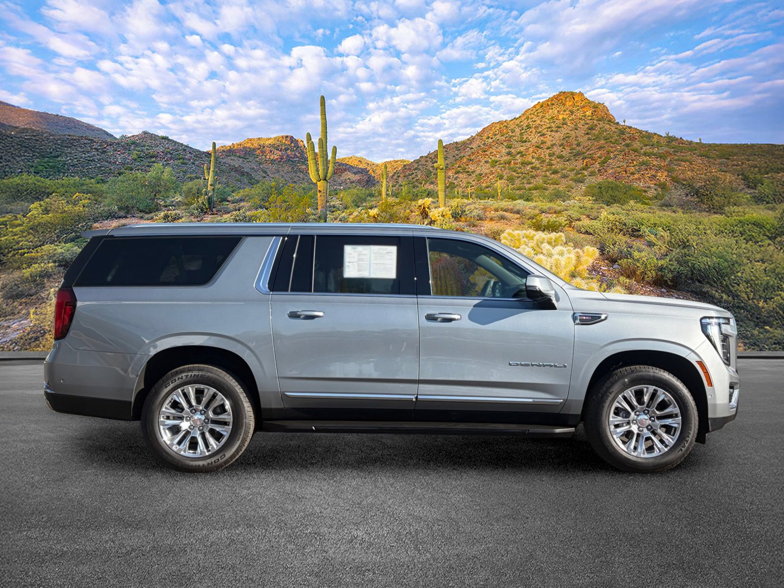 Used 2025 GMC Yukon XL Denali AWD/4WD image 3