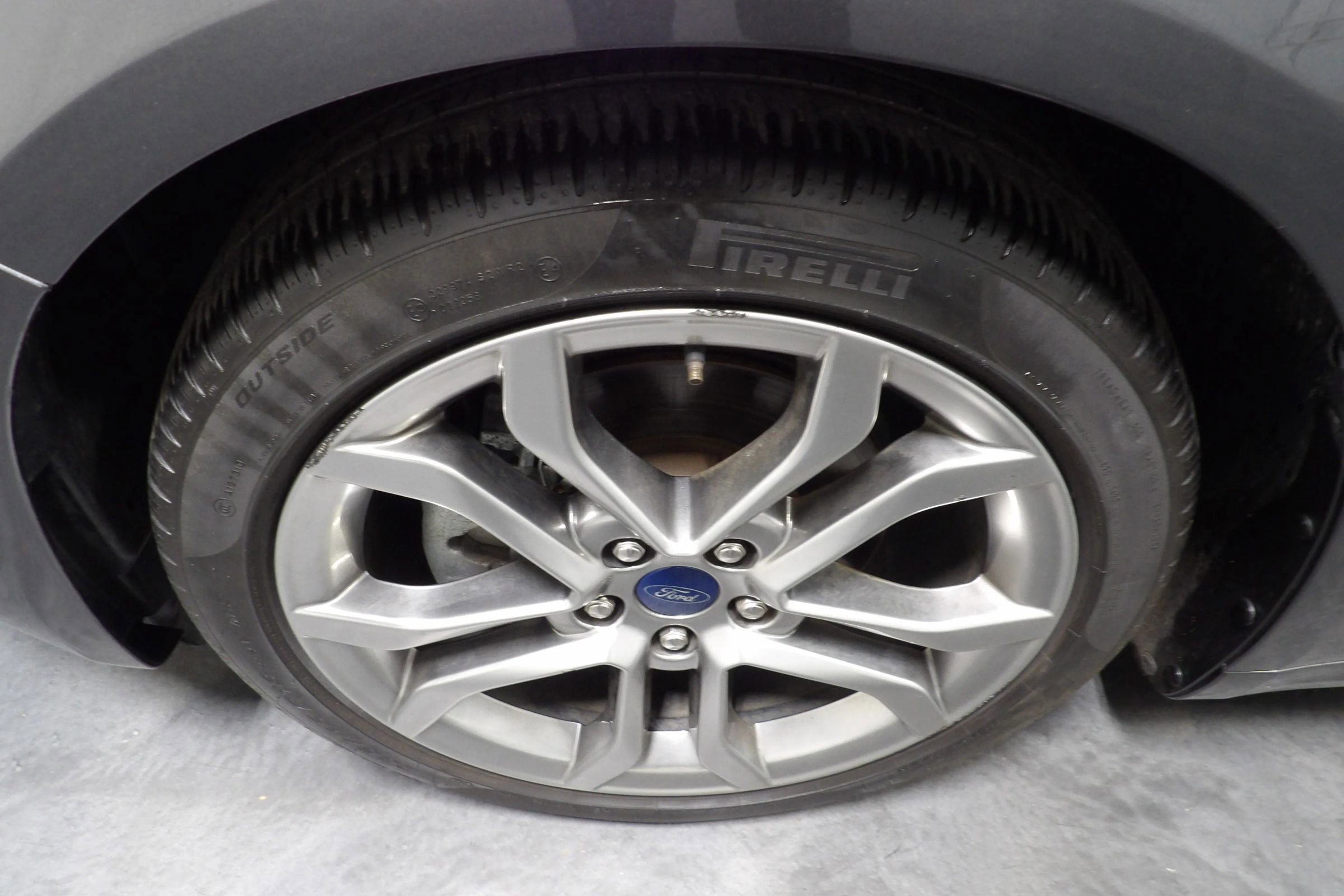 Used 2019 Ford Fusion SEL FWD image 22