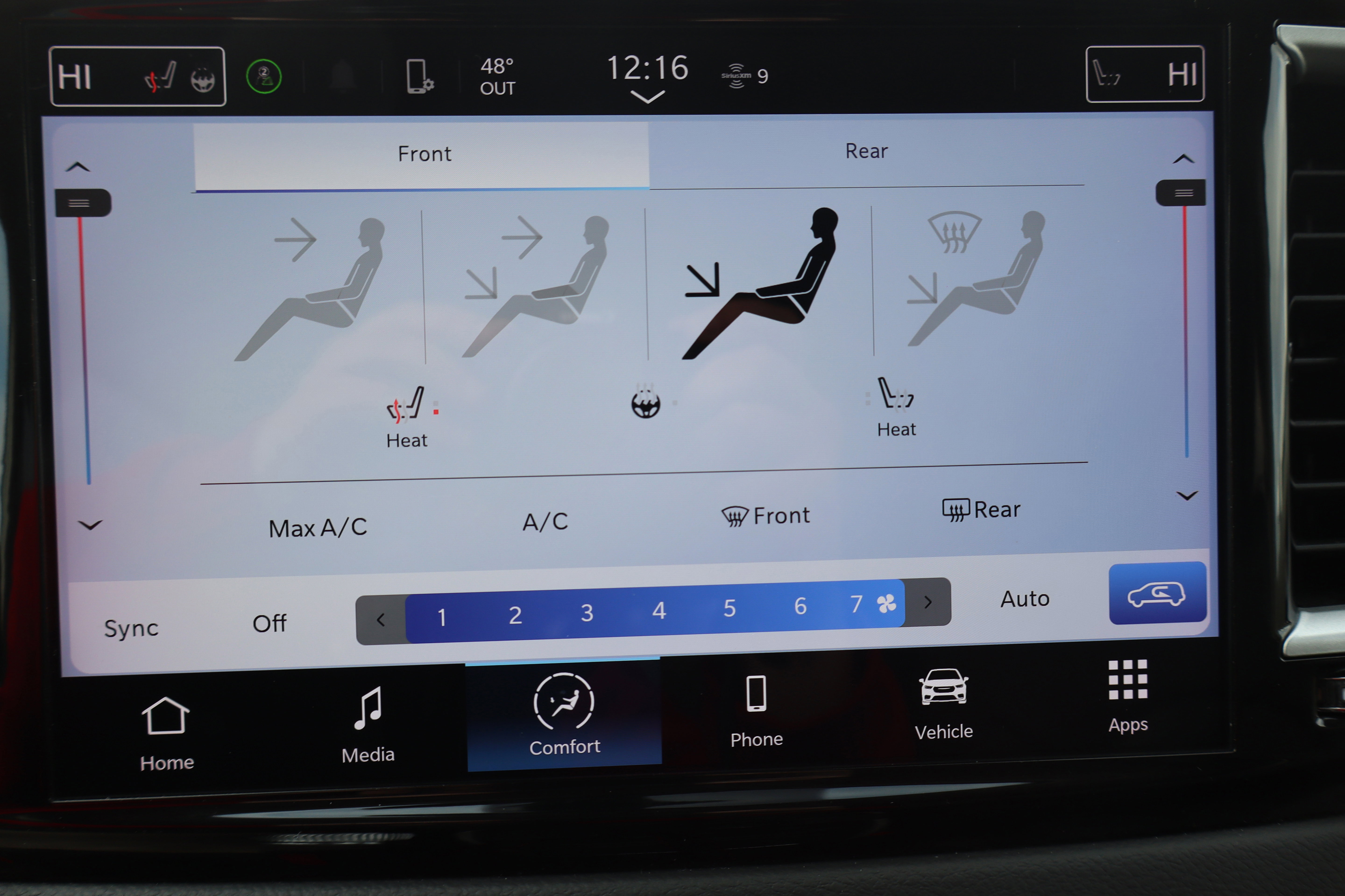 Used 2024 Chrysler Pacifica Touring-L image 22