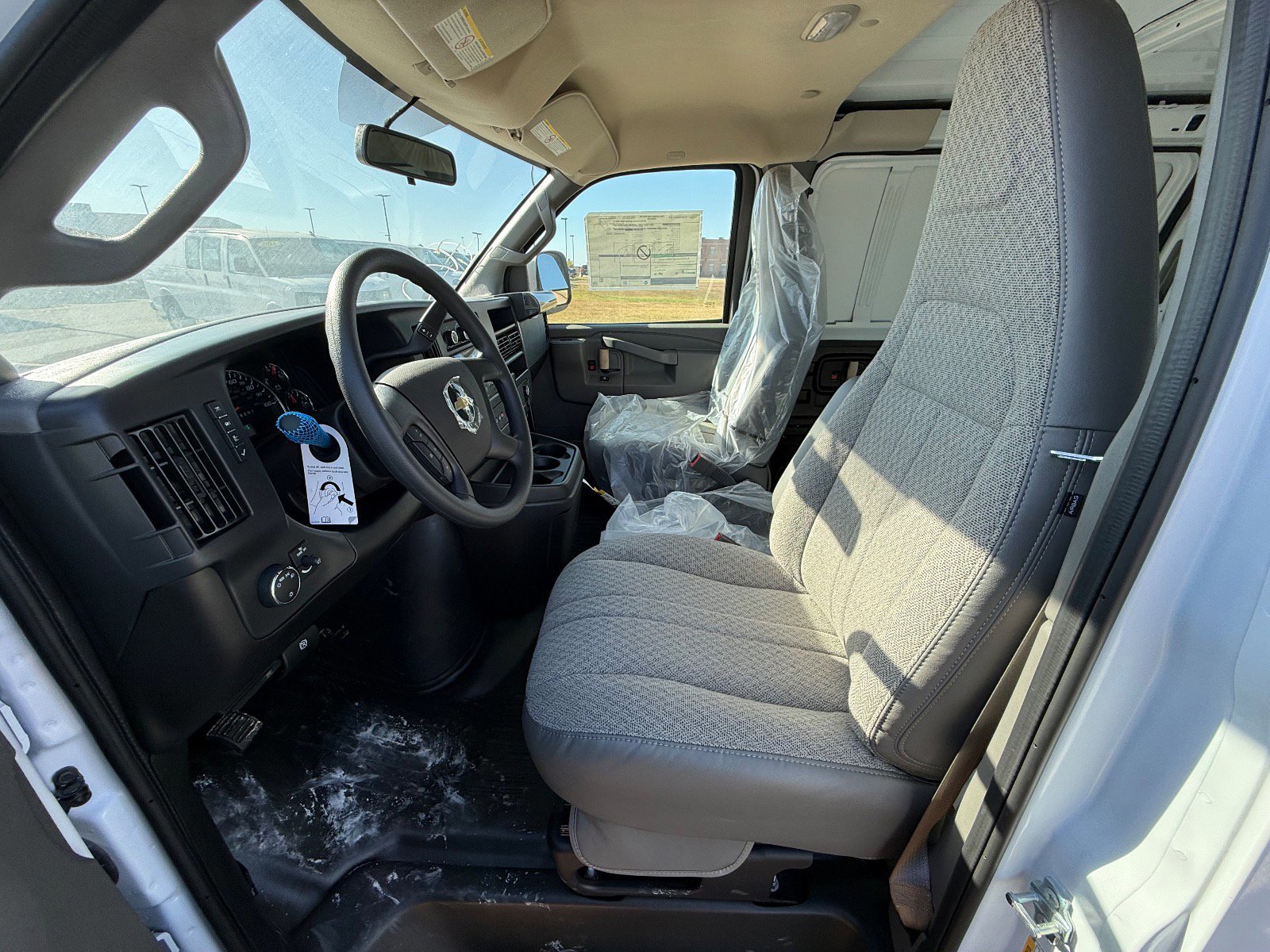 New 2025 Chevrolet Express 3500 Extended w/ Driver Convenience Package RWD image 9