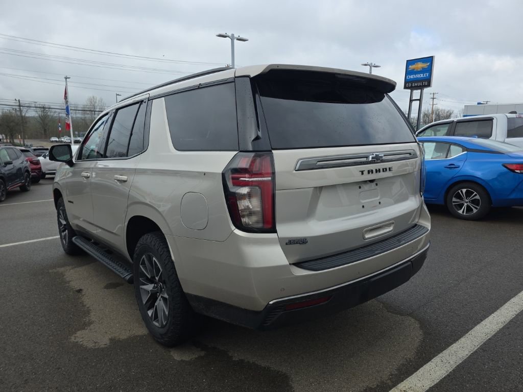 Used 2022 Chevrolet Tahoe Z71 w/ Luxury Package AWD/4WD image 6