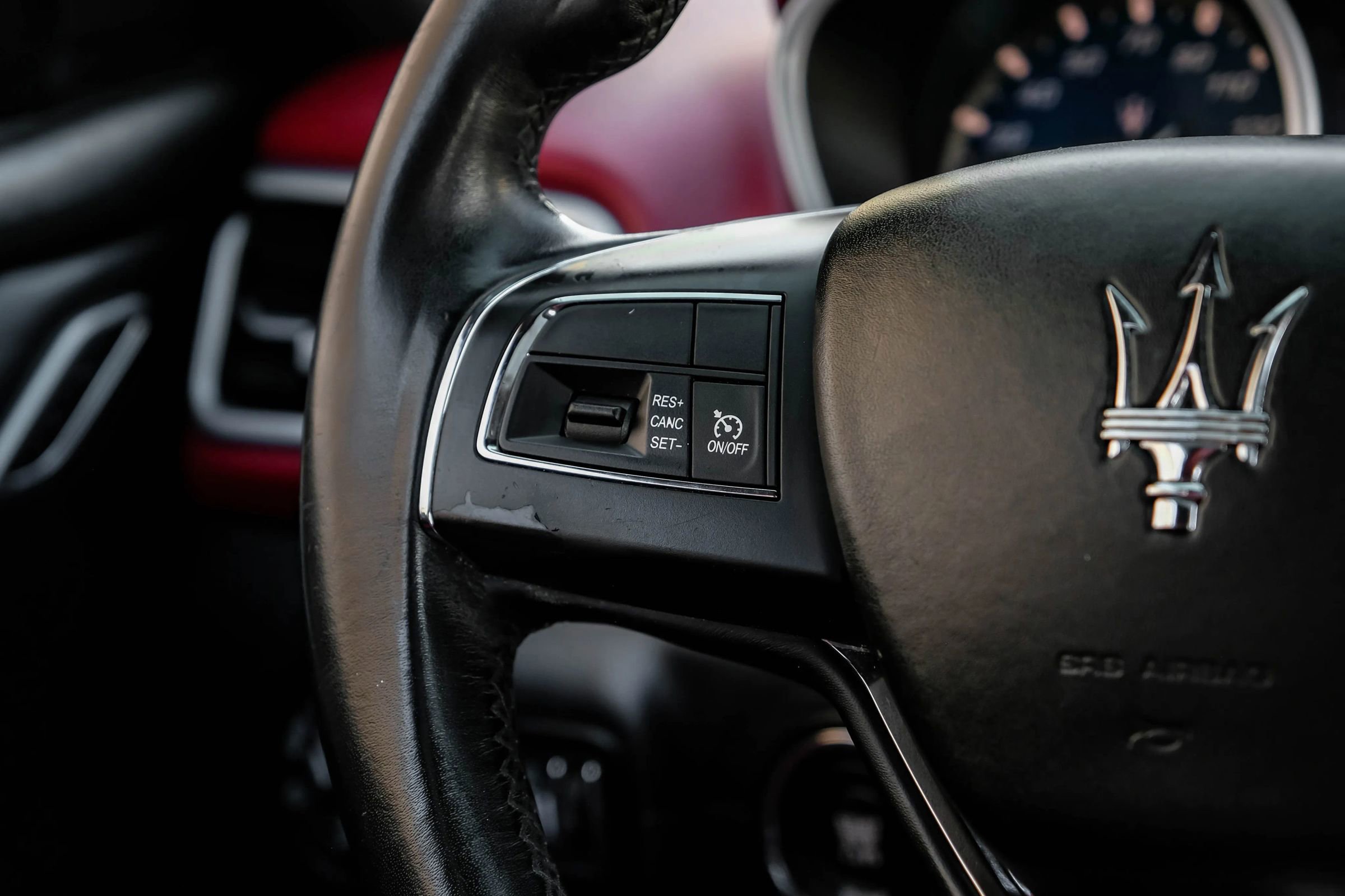 Used 2014 Maserati Ghibli image 18