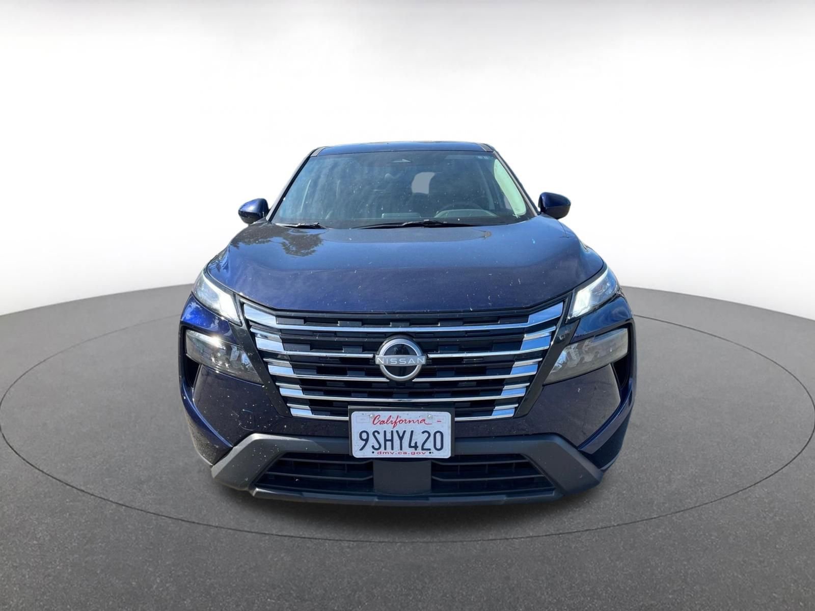 Used 2025 Nissan Rogue SV FWD video 2