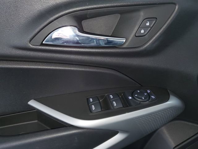 Used 2024 Chevrolet Trax LS w/ Driver Confidence Package image 21