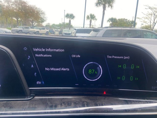 Certified 2023 Cadillac Escalade ESV Premium Luxury w/ Performance Package image 22