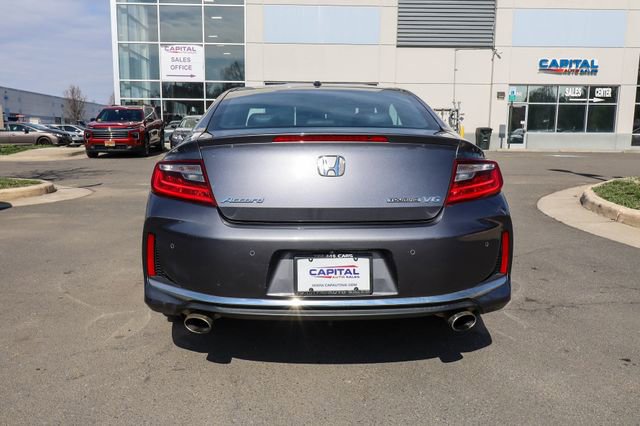 Used 2016 Honda Accord Touring image 15