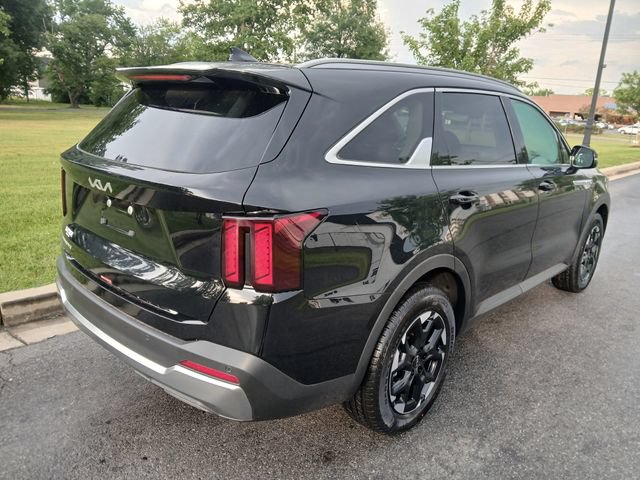 New 2026 Kia Sorento S w/ S Panoramic Sunroof Package FWD image 11