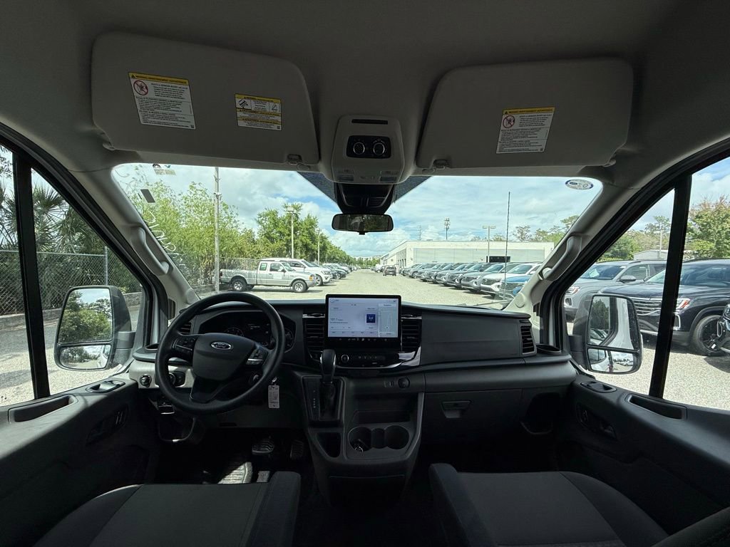 Used 2023 Ford Transit 350 XLT image 16