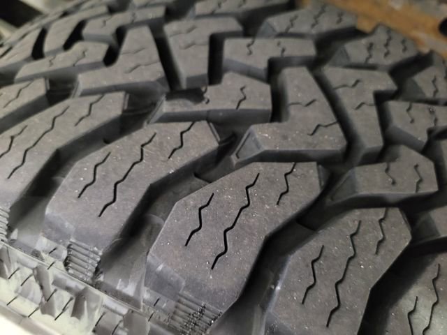 Used 2018 Chevrolet Silverado 1500 LT w/ Texas Edition image 26