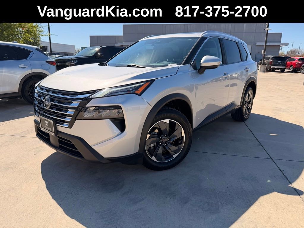 Used 2024 Nissan Rogue SV w/ SV Premium Package image 1