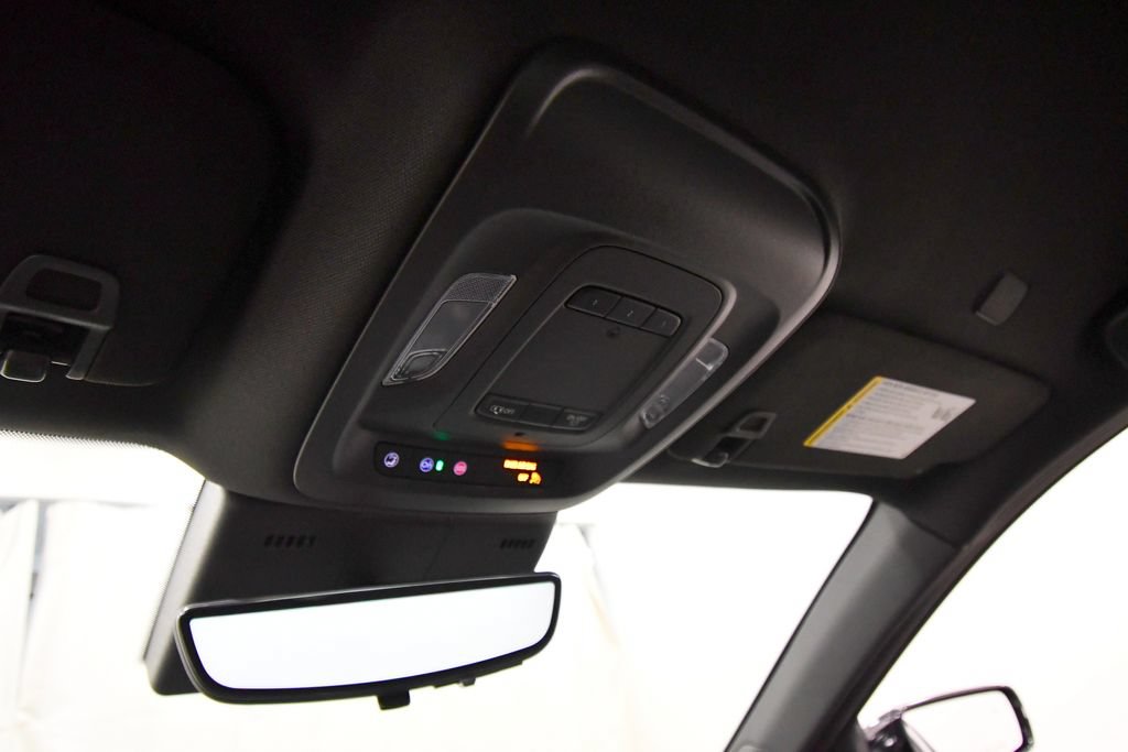 Used 2025 Cadillac CT5 V w/ Technology Package AWD/4WD image 29