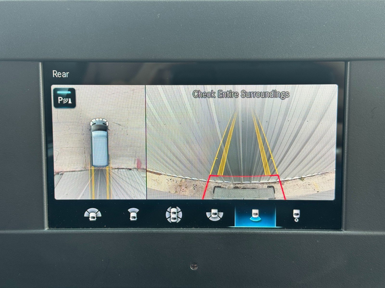 Used 2023 Mercedes-Benz Sprinter 2500 w/ Acoustic Package image 26