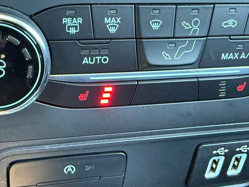 Used 2020 Ford EcoSport SE w/ SE Convenience Package image 22