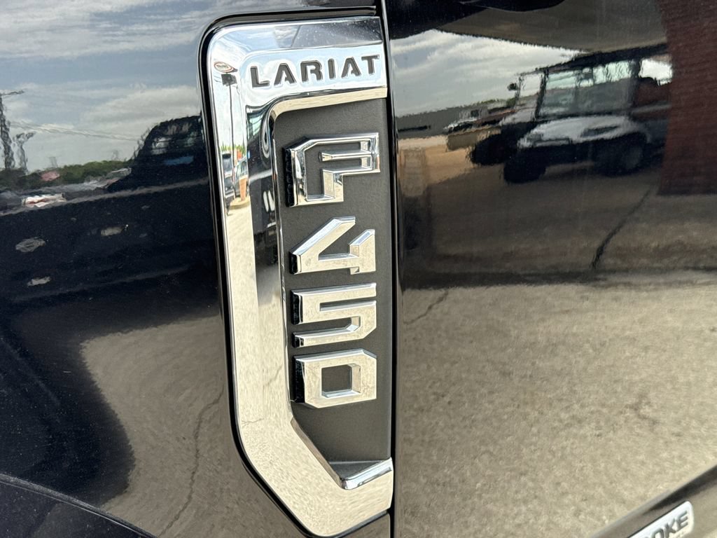Used 2019 Ford F450 Lariat w/ Lariat Ultimate Package AWD/4WD image 6