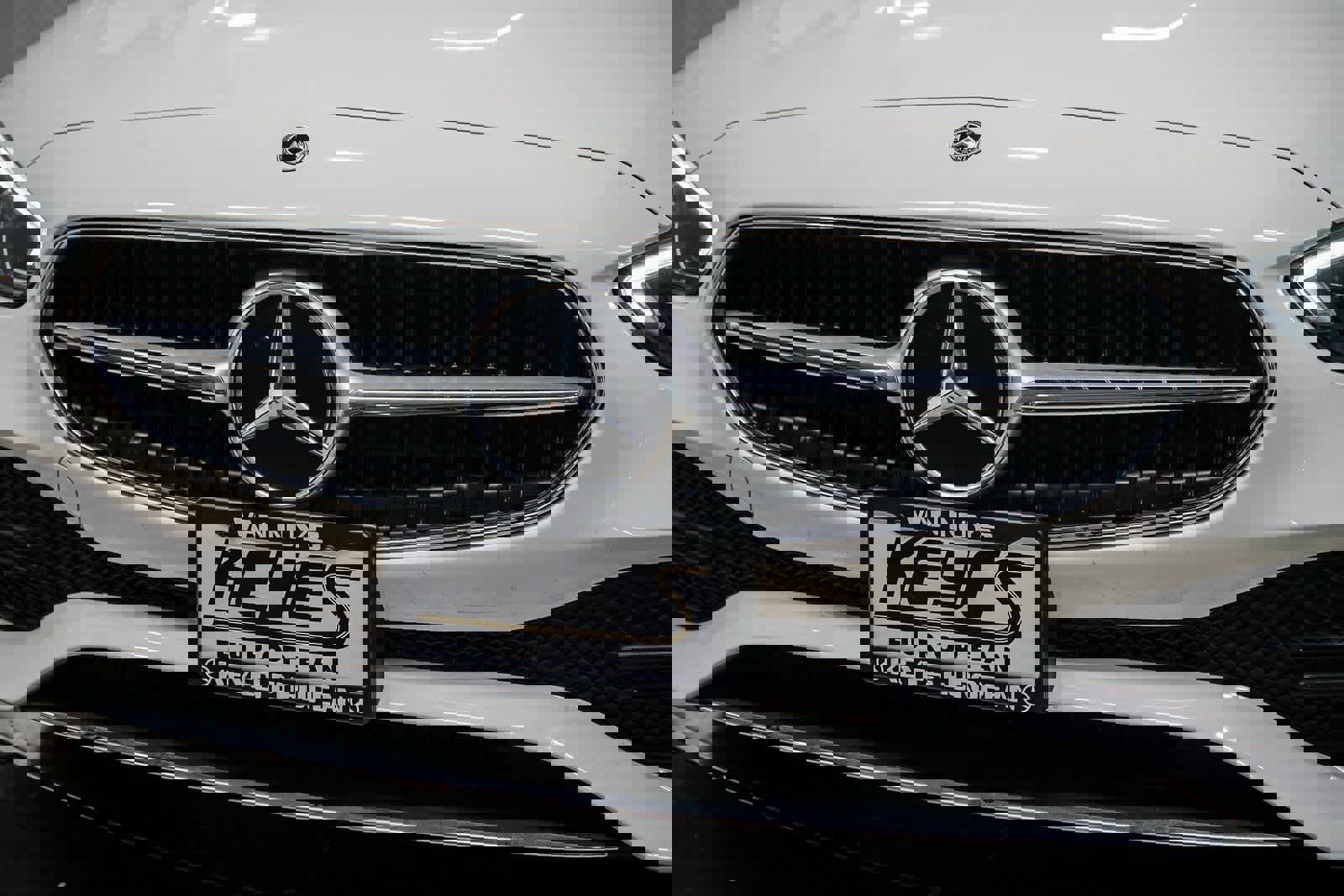 Used 2023 Mercedes-Benz C 300 Sedan image 8