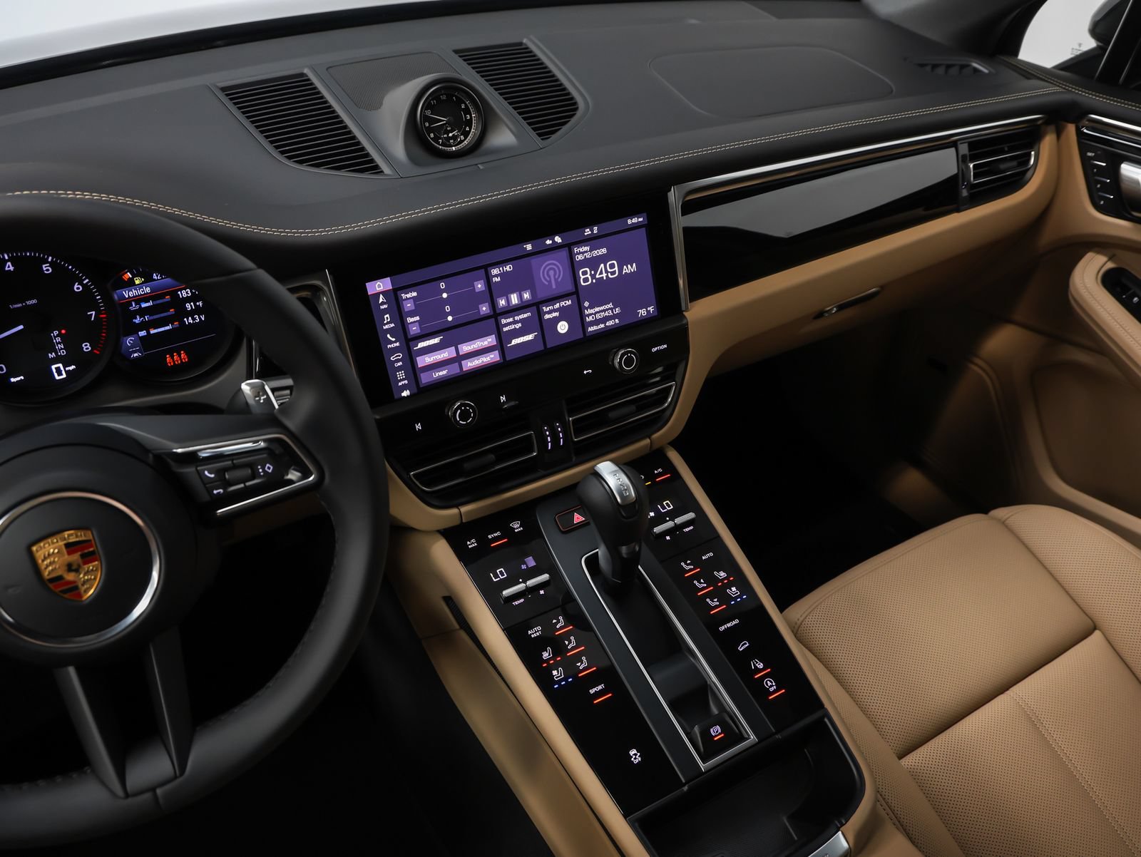 New 2026 Porsche Macan AWD/4WD image 33