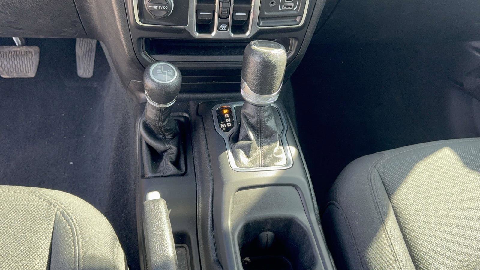 Used 2023 Jeep Wrangler Unlimited w/ 8.4" Radio Group image 32