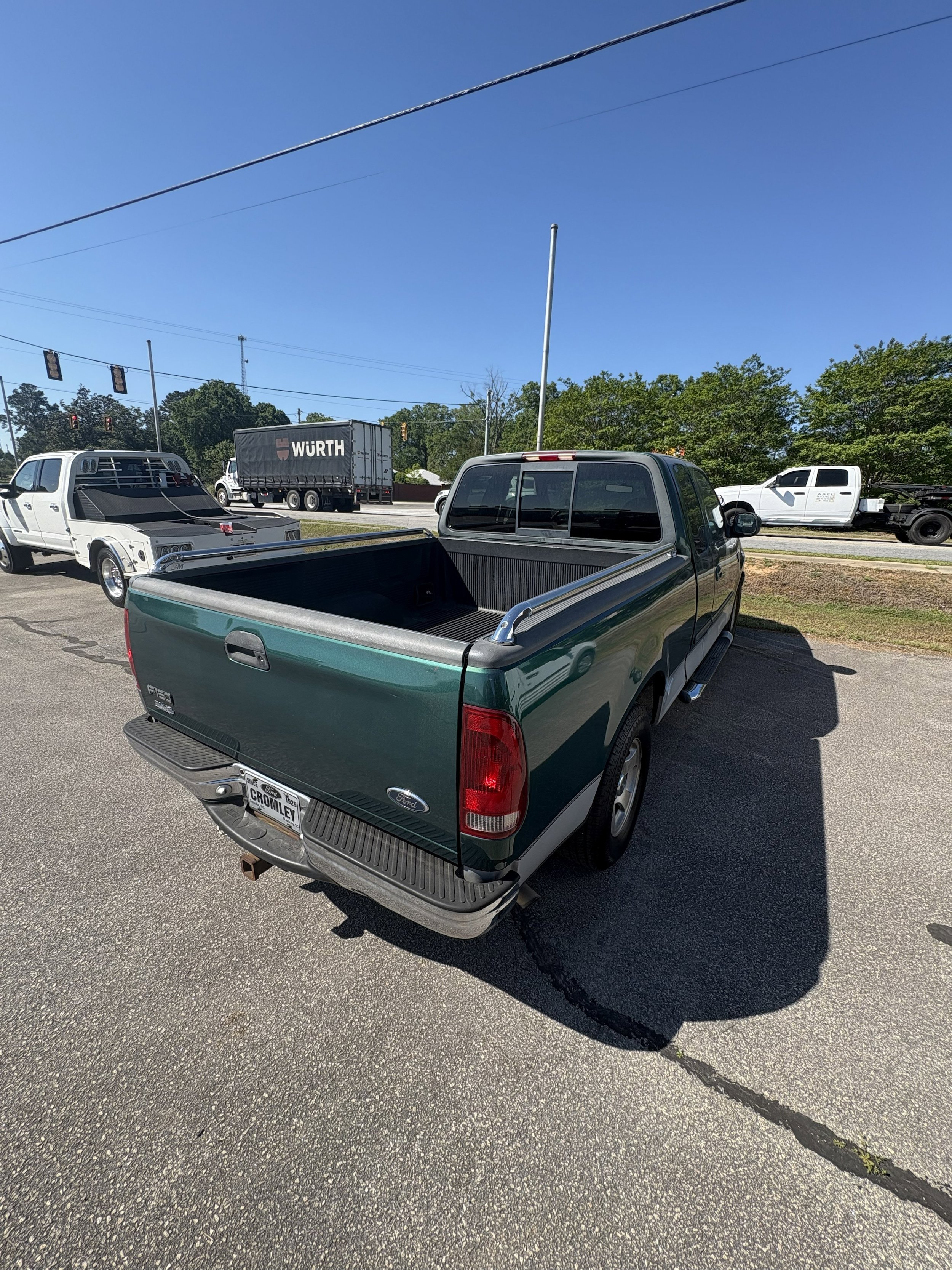 Used 2000 Ford F150 XLT RWD image 5